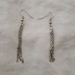 Chain tassel earrings
